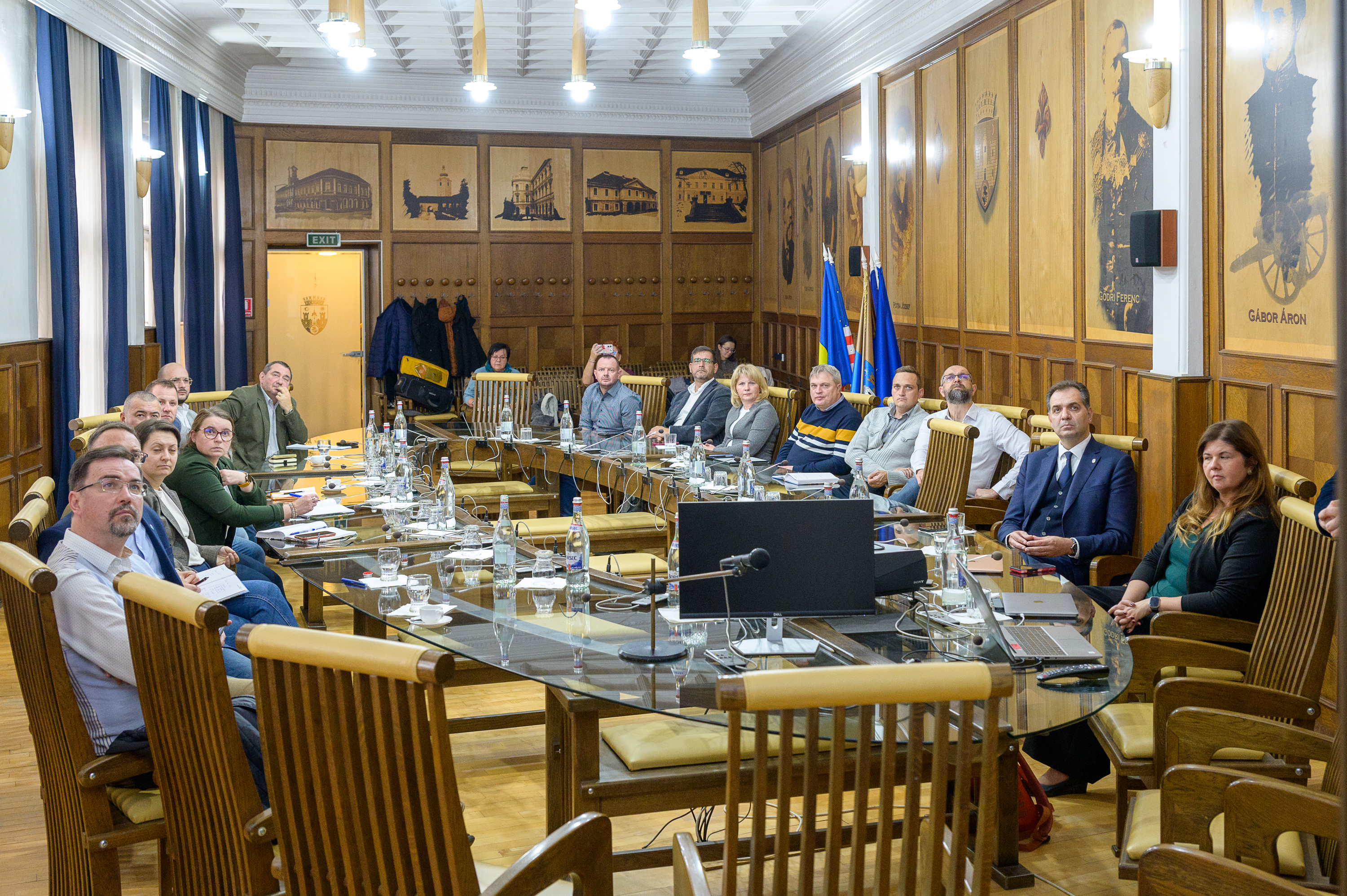 Fondurile europene directe, tot mai accesibile: forum la Sfântu Gheorghe despre proiecte finanțate de la Bruxelles Fondurile europene directe, tot mai accesibile: forum la Sfântu Gheorghe despre proiecte finanțate de la Bruxelles