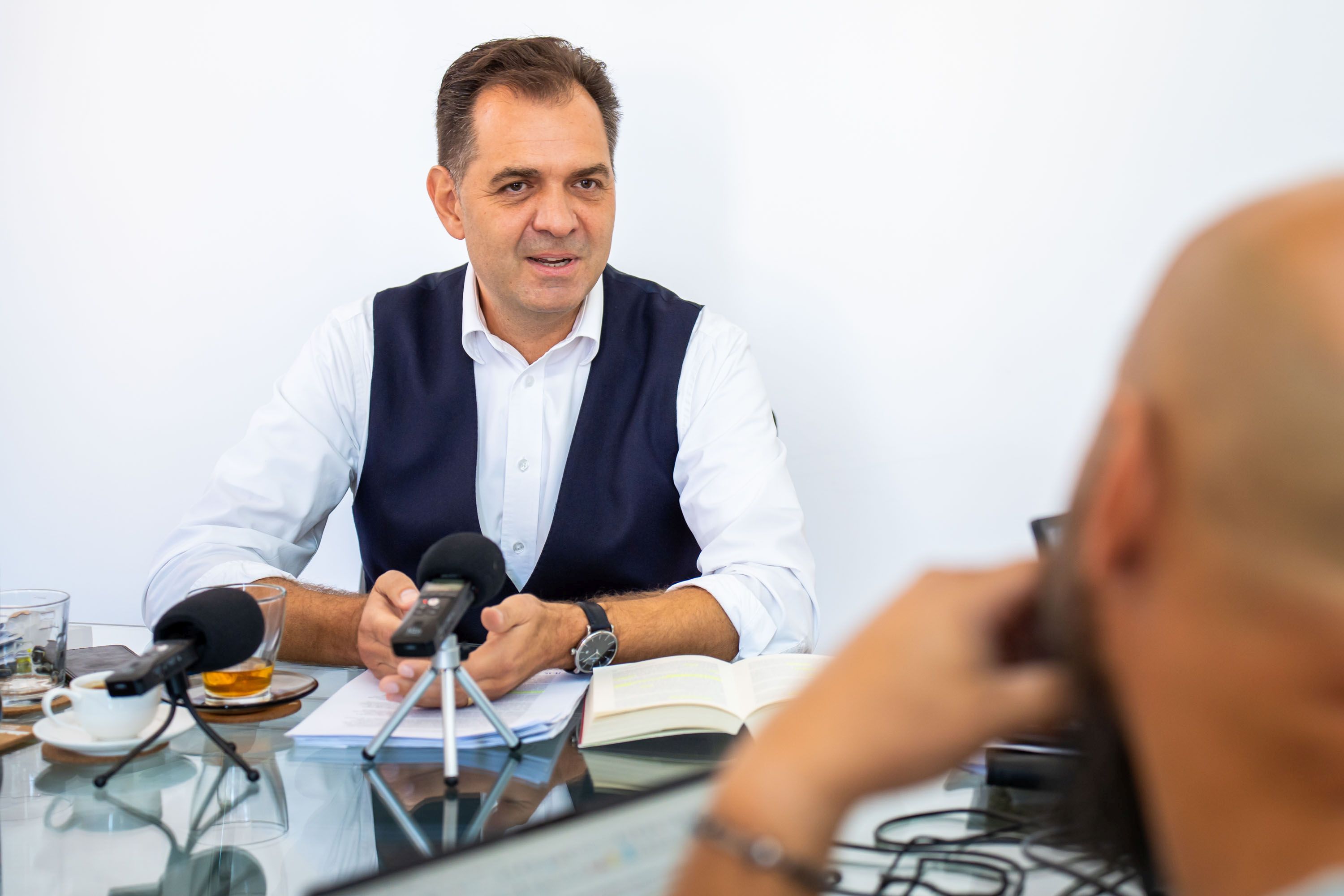 Primarul Antal Árpád a prezentat un raport privind situația taxelor şi impozitelor locale din Sfântu Gheorghe