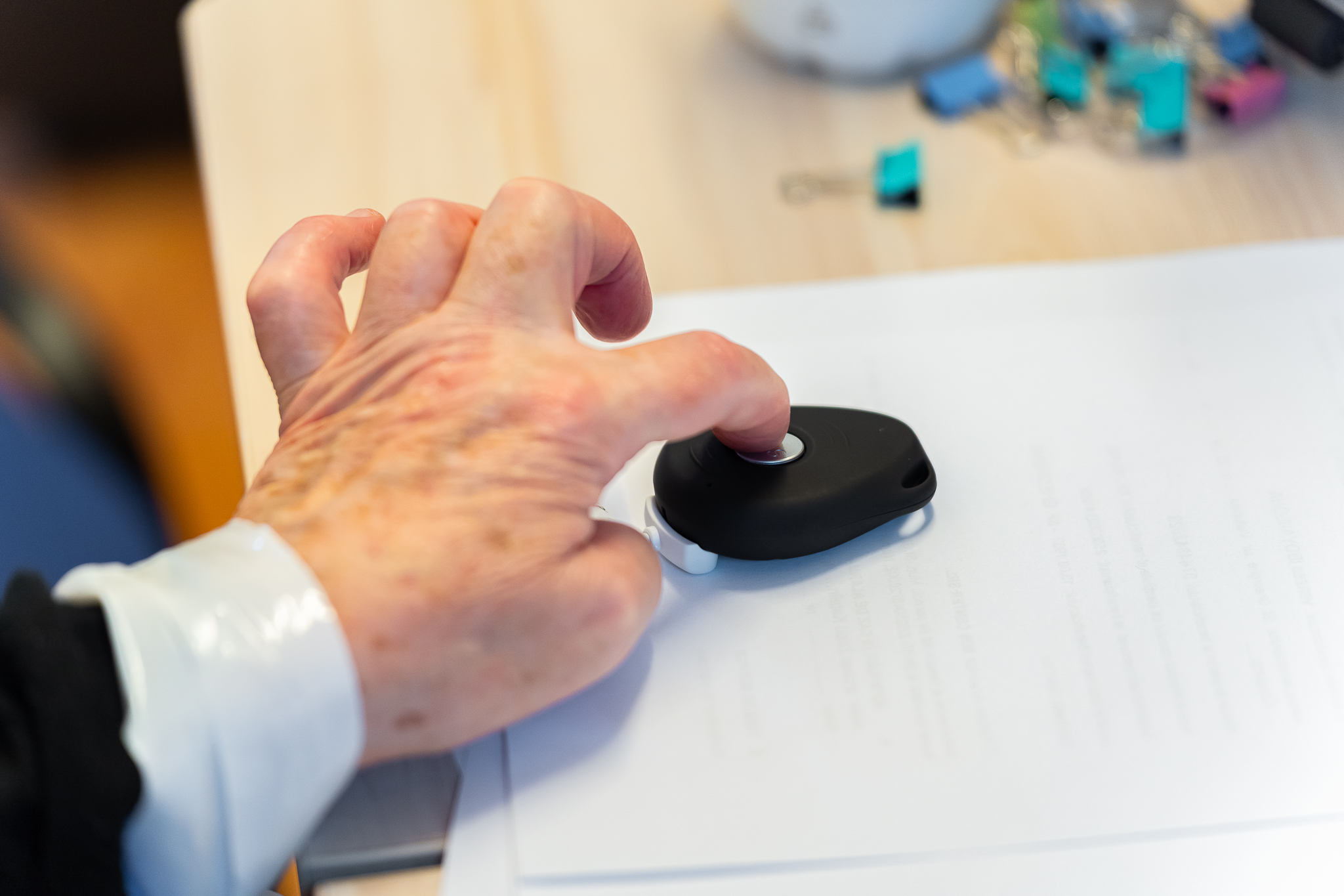 Peste 30 de vârstnici au primit „Ceasul Assisto” în cadrul Zilei Porților Deschise Peste 30 de vârstnici au primit „Ceasul Assisto” în cadrul Zilei Porților Deschise